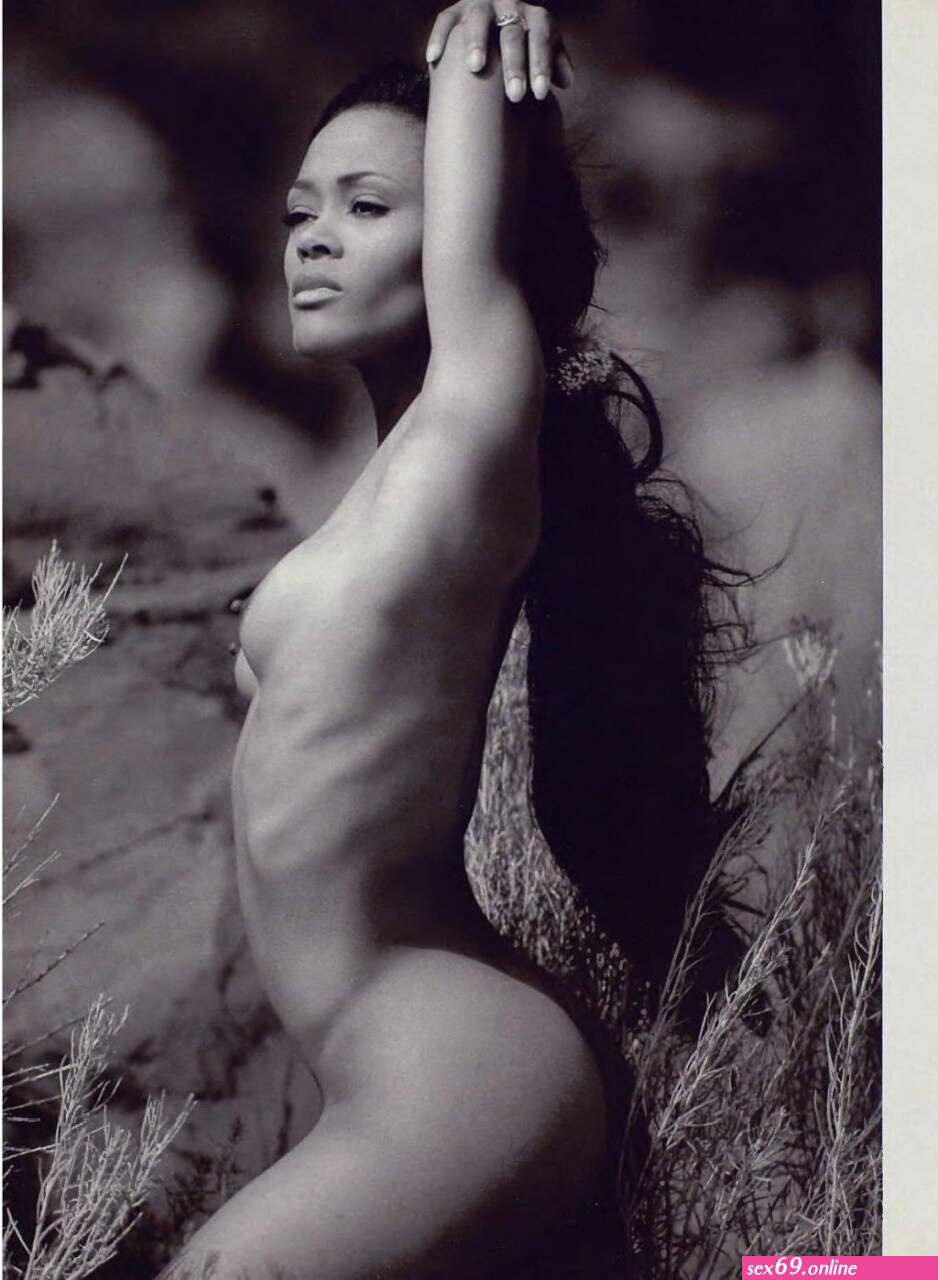 Robin Givens Naked Sexy Photos