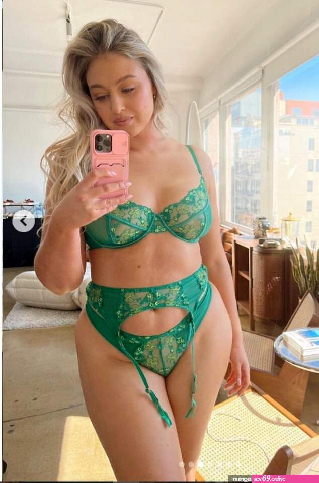 Iskra Lawrence Porn Sexy Photos