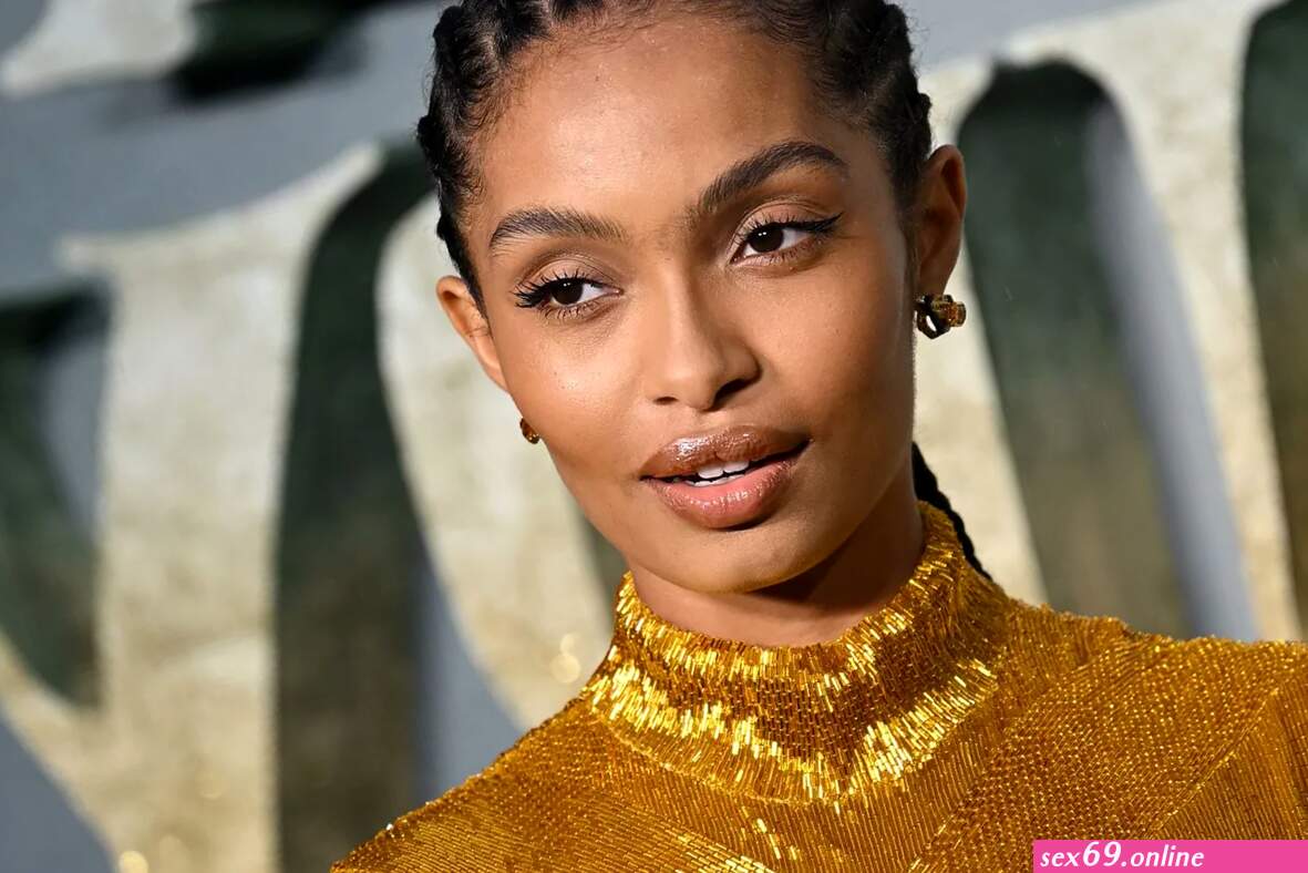 Yara Shahidi Nude Pics Sexy Photos