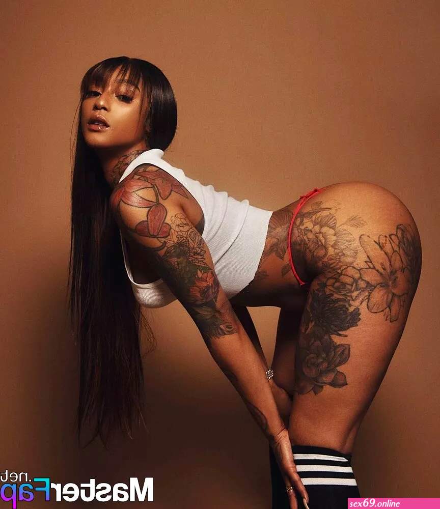 mizz twerksum - Sexy photos