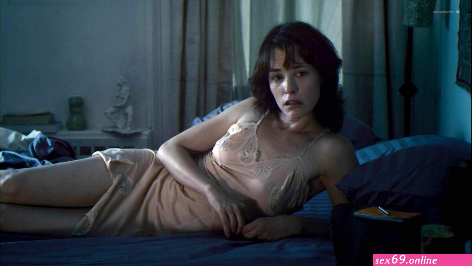 parker posey nude - Sexy photos