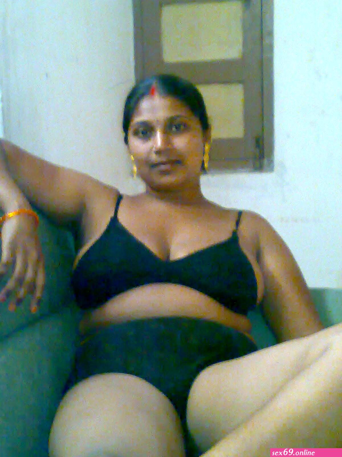 aged aunty sexy nude south - Sexy photos