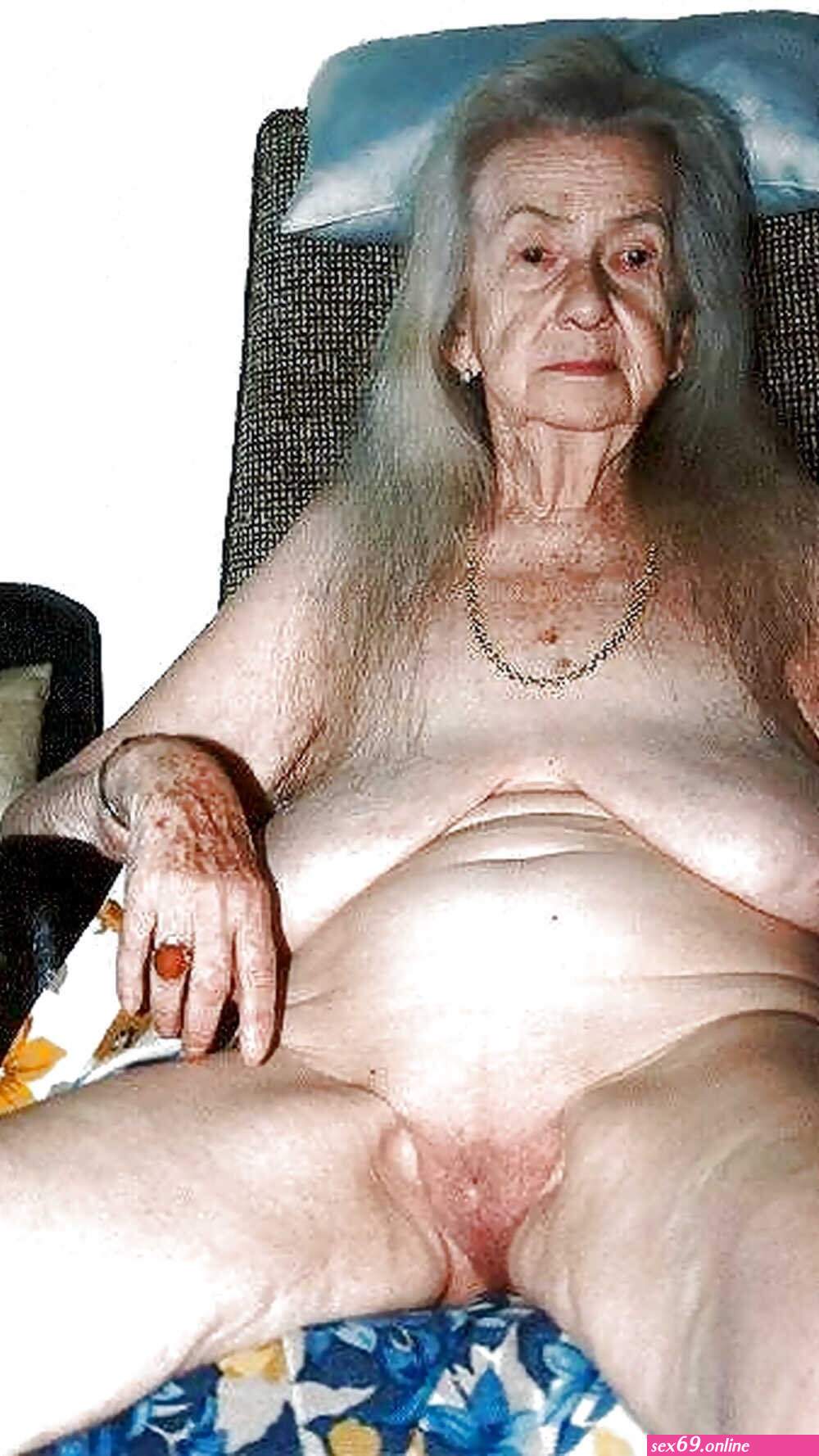 extremely old naked women - Sexy photos