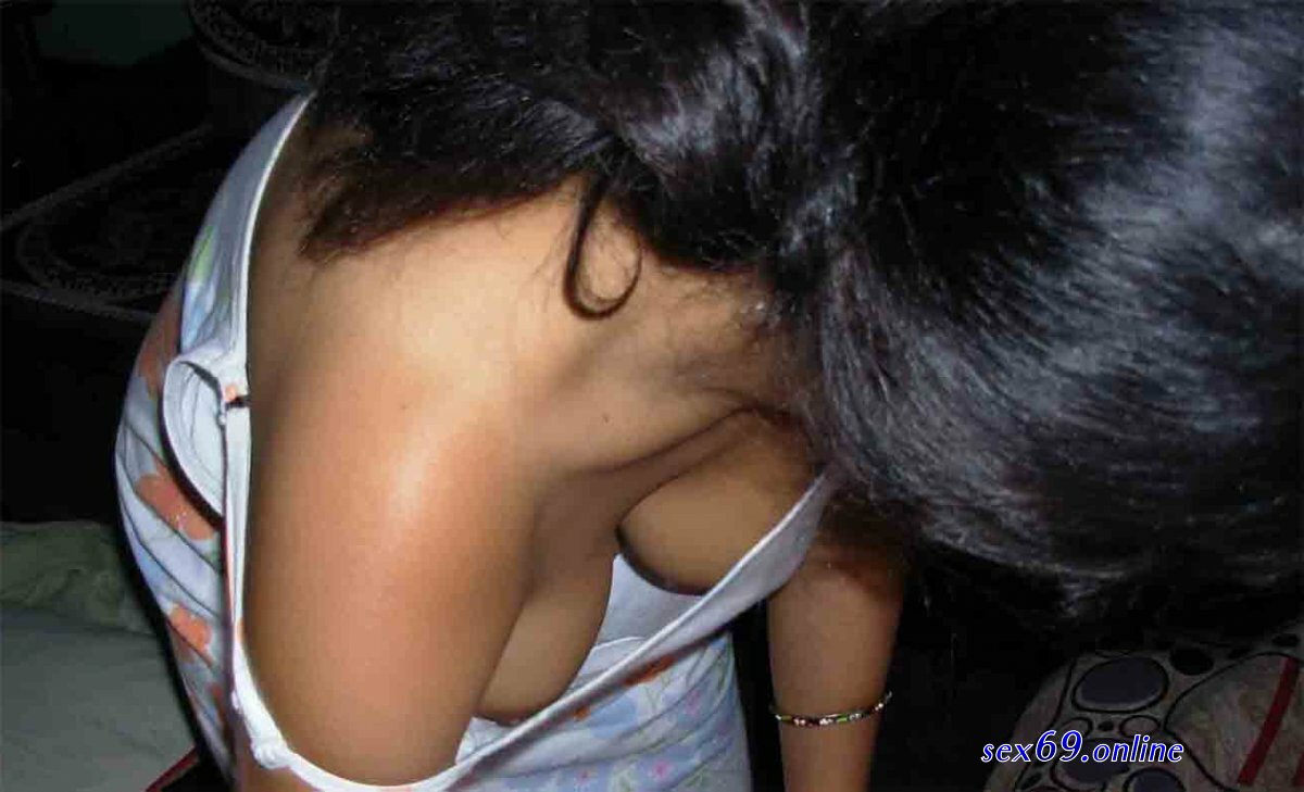 budding teen downblouse indian downblouse - Sexy photos